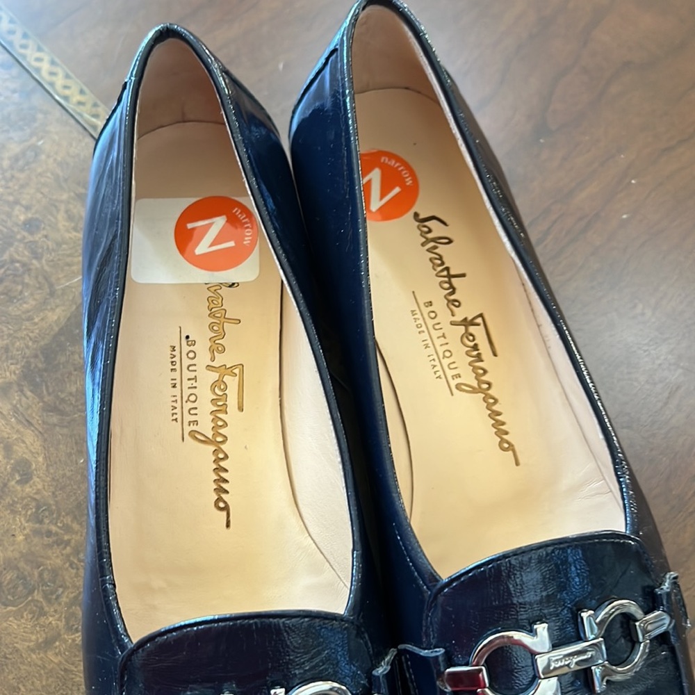 Salvatore Ferragamo Navy Blue Patent Leather Bit Loafers - Picture 2 of 12